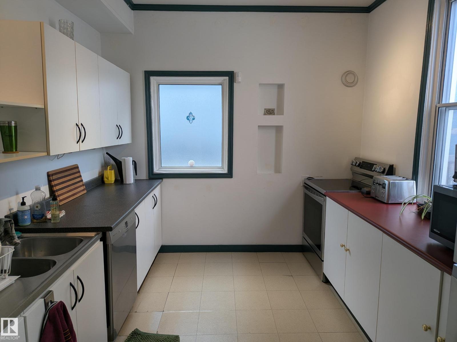 8416 104 St Nw, Edmonton, Alberta  T6E 4G2 - Photo 14 - E4478707