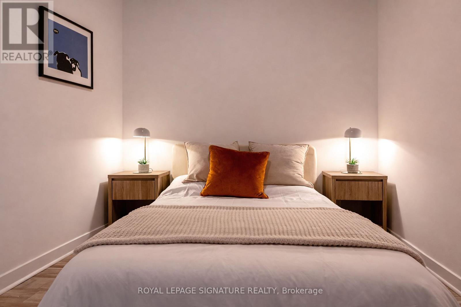 305 - 23 Brant Street, Toronto, Ontario  M5V 2L5 - Photo 13 - C12920074