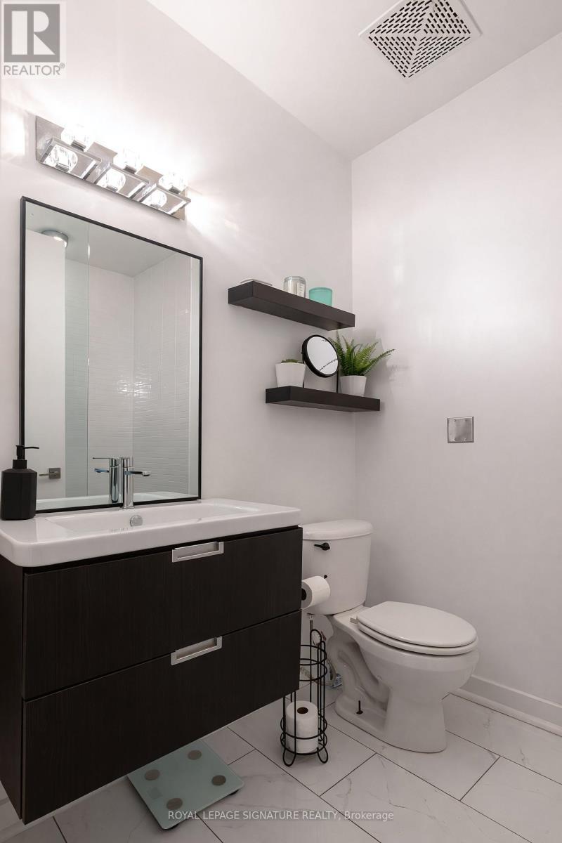 305 - 23 Brant Street, Toronto, Ontario  M5V 2L5 - Photo 16 - C12920074