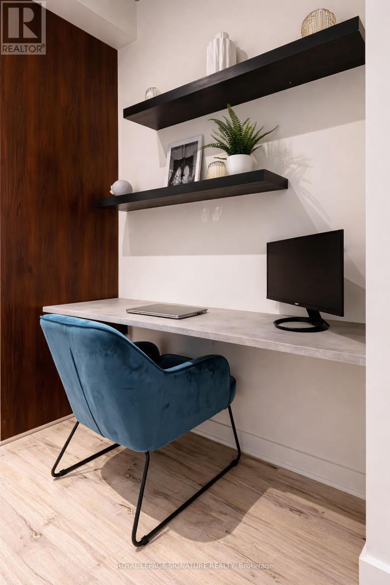 305 - 23 Brant Street, Toronto, Ontario  M5V 2L5 - Photo 9 - C12920074