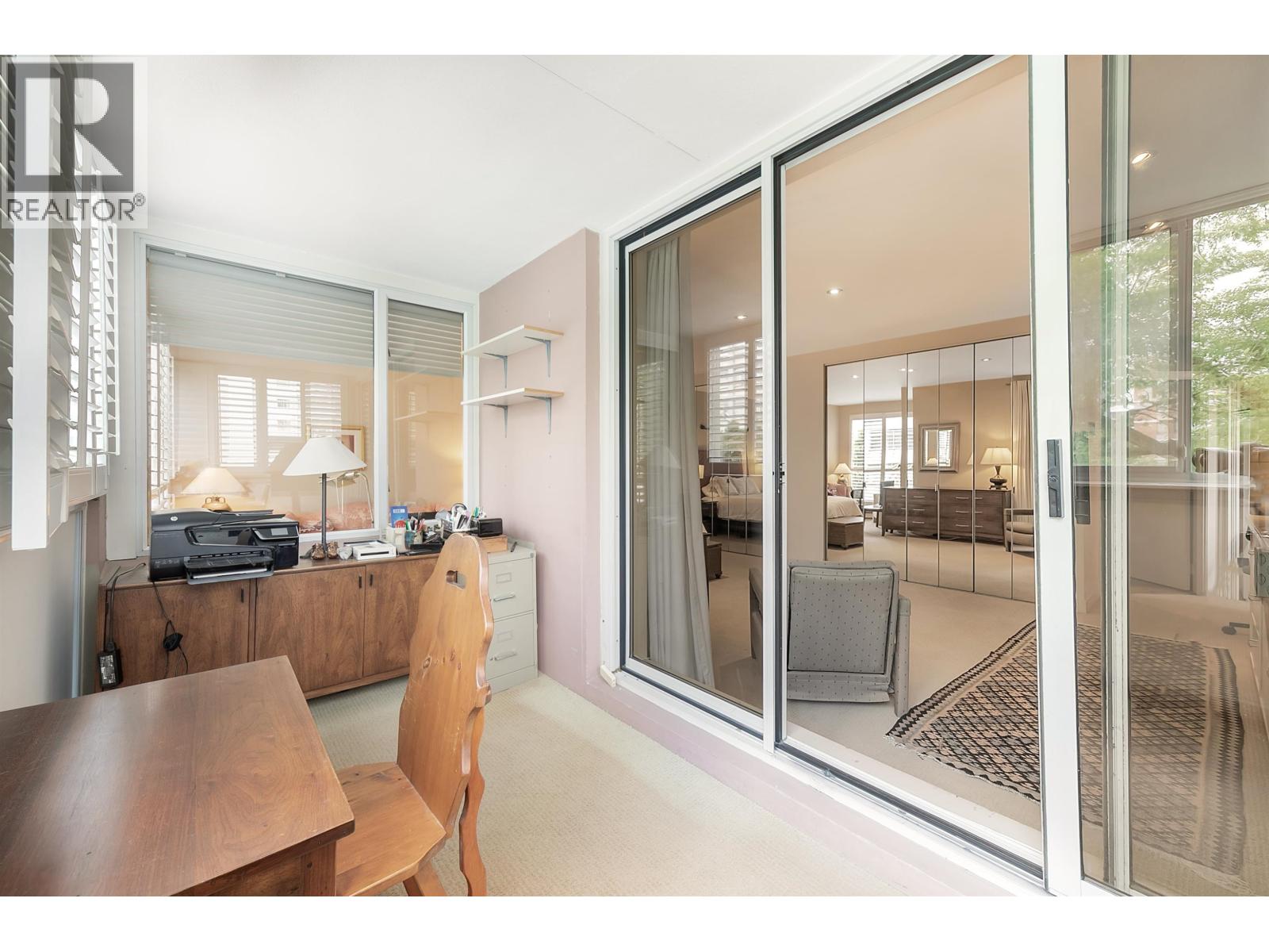 302 2015 Beach Avenue, Vancouver, British Columbia  V6G 1Z3 - Photo 36 - R3103187