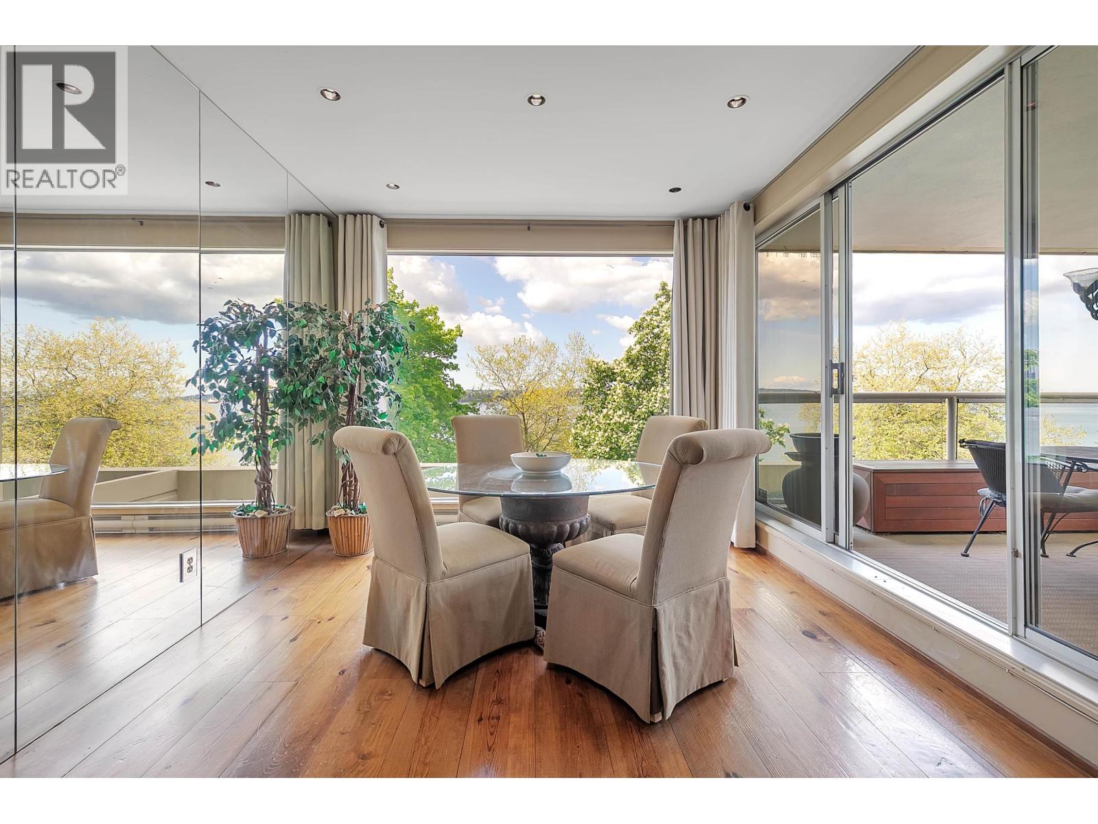 302 2015 Beach Avenue, Vancouver, British Columbia  V6G 1Z3 - Photo 20 - R3103187