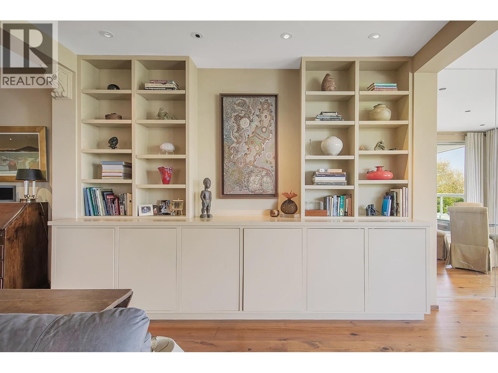 302 2015 Beach Avenue, Vancouver, British Columbia  V6G 1Z3 - Photo 13 - R3103187