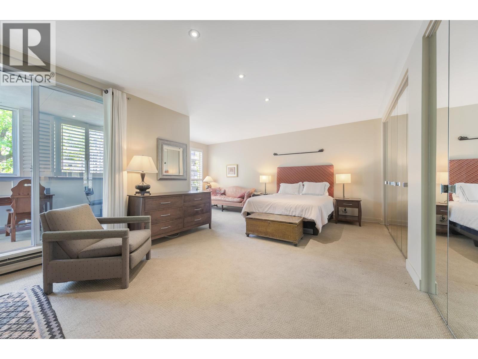 302 2015 Beach Avenue, Vancouver, British Columbia  V6G 1Z3 - Photo 30 - R3103187