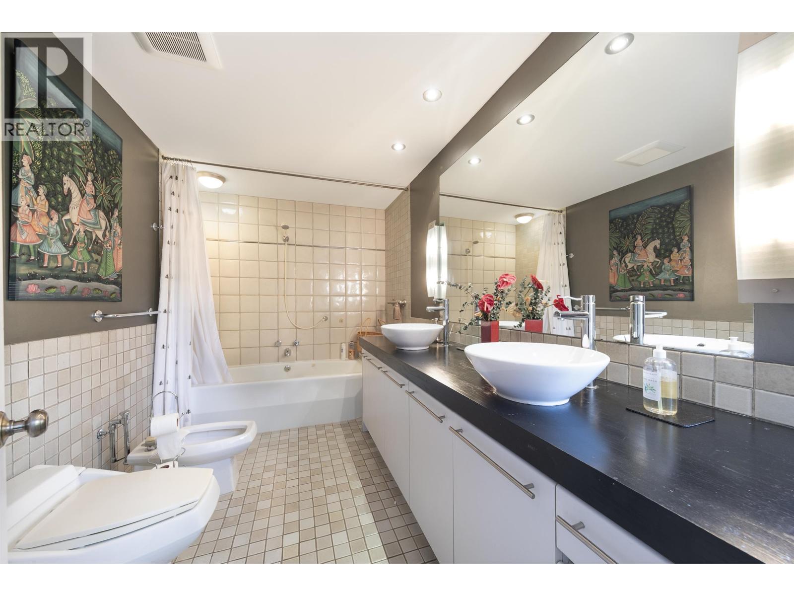 302 2015 Beach Avenue, Vancouver, British Columbia  V6G 1Z3 - Photo 37 - R3103187