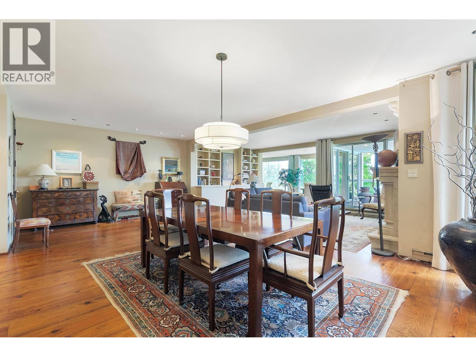 302 2015 Beach Avenue, Vancouver, British Columbia  V6G 1Z3 - Photo 11 - R3103187