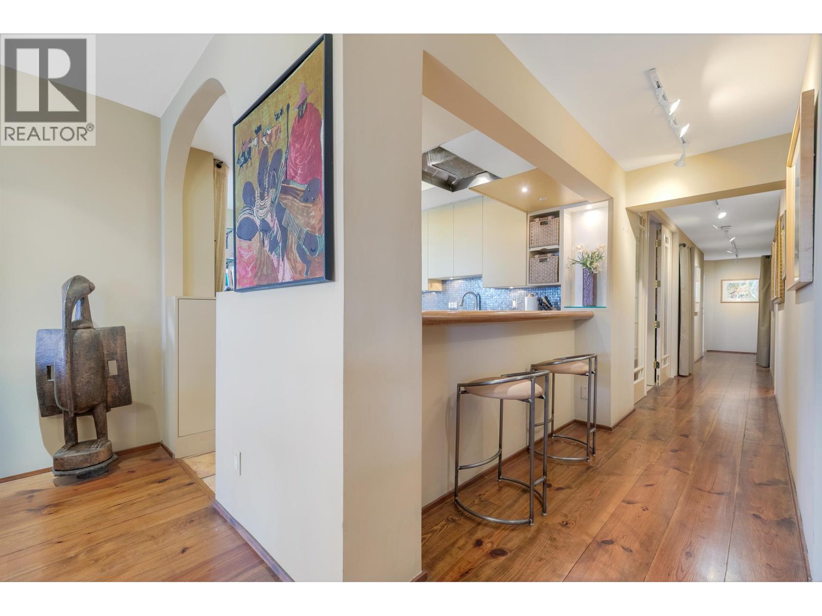 302 2015 Beach Avenue, Vancouver, British Columbia  V6G 1Z3 - Photo 19 - R3103187