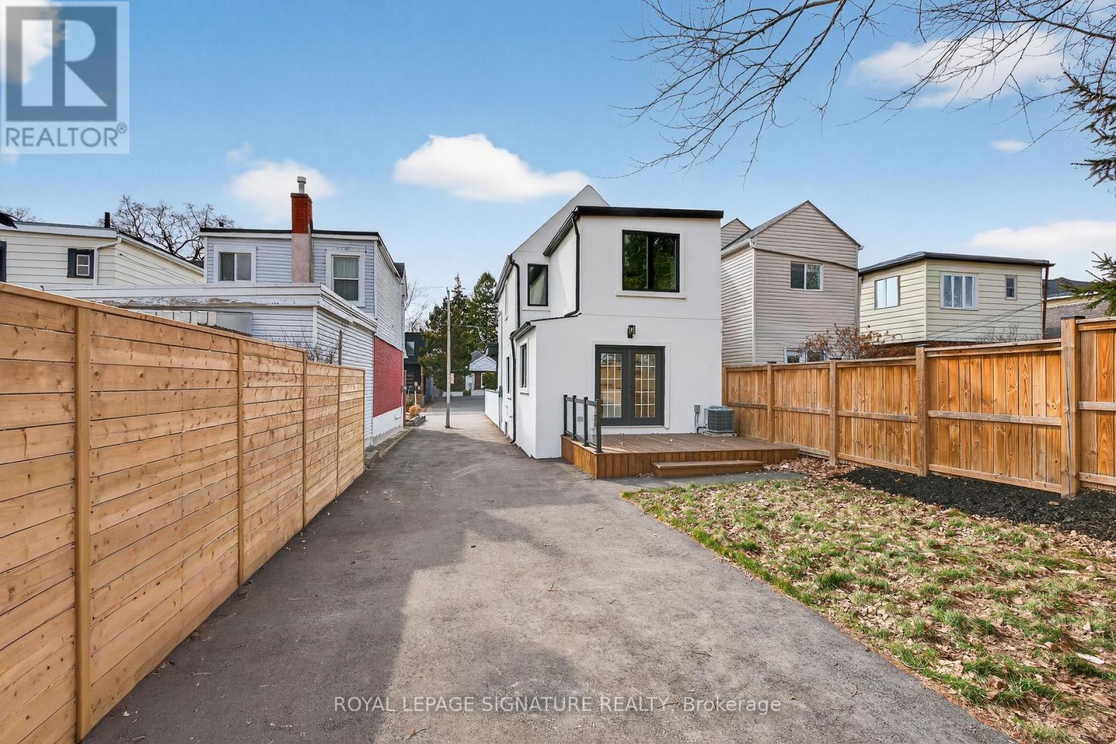 87 Wiley Avenue, Toronto, Ontario  M4J 3W5 - Photo 40 - E12920060