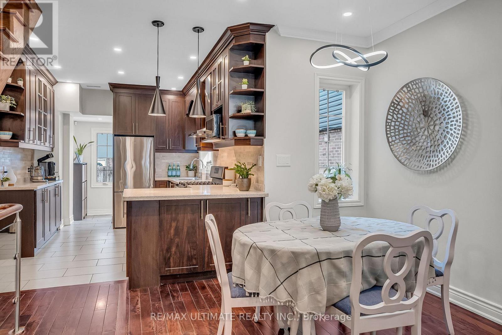 429 Jones Avenue, Toronto, Ontario  M4J 3G6 - Photo 11 - E12920096