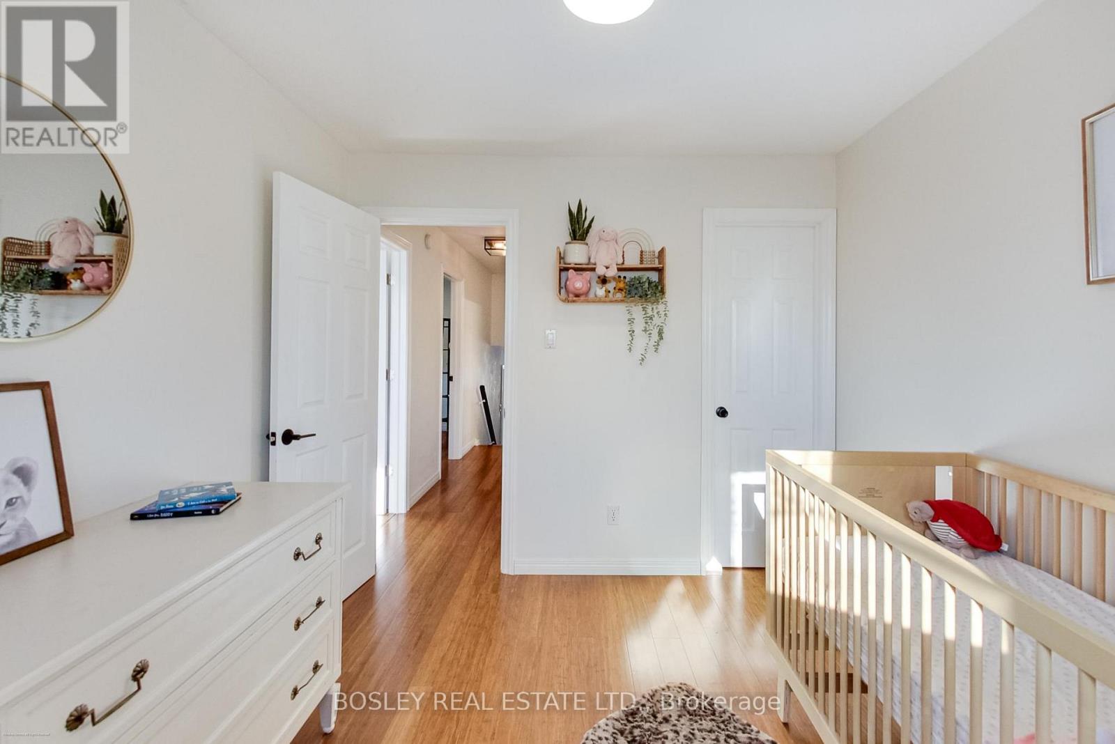 801 Eaglemount Crescent, Mississauga, Ontario  L5C 1H2 - Photo 26 - W12919572