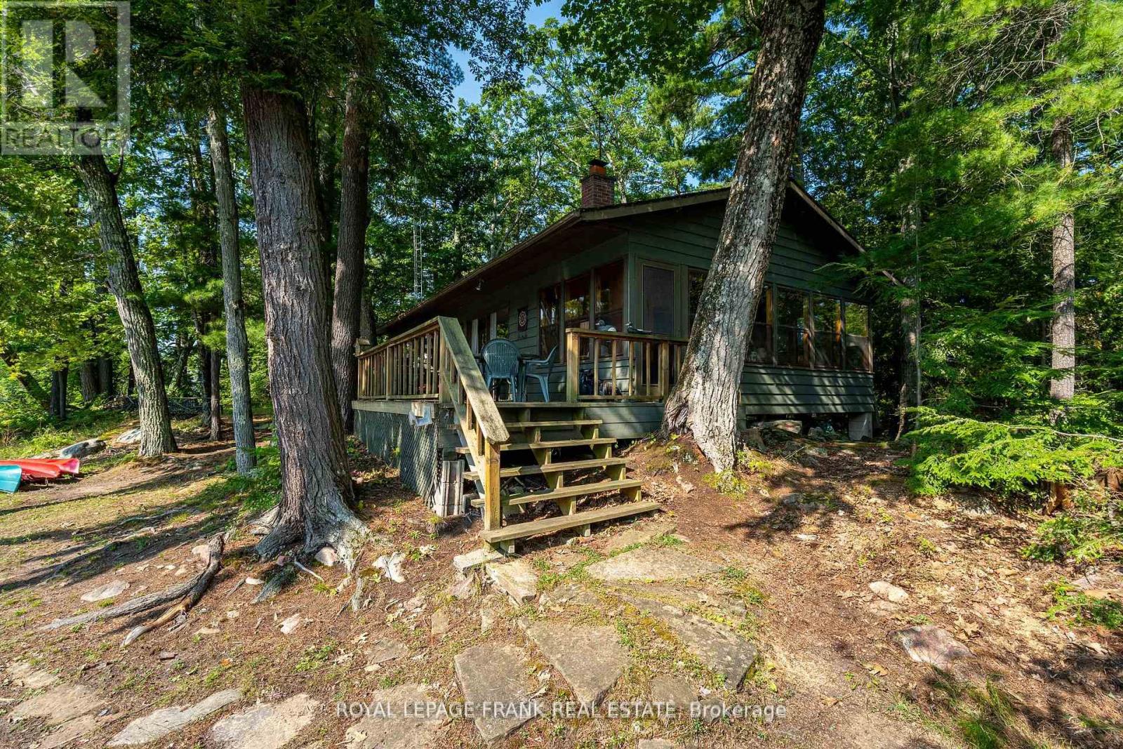 428 & 430 Island 7 Stoney Lake, Douro-Dummer, Ontario  K0L 2H0 - Photo 6 - X12919666
