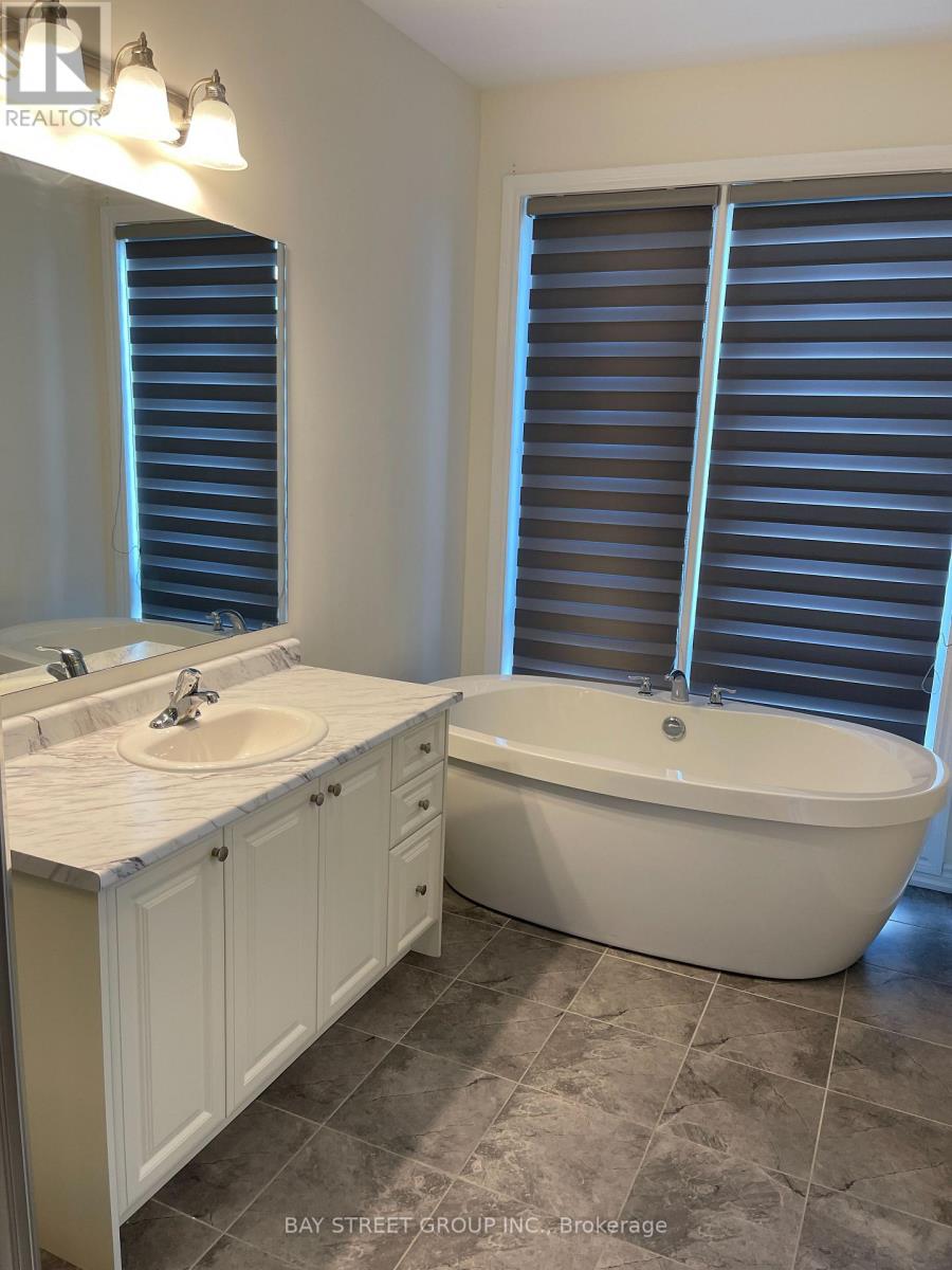 11 Rumney Street, Markham, Ontario  L6C 0Z6 - Photo 10 - N12920008