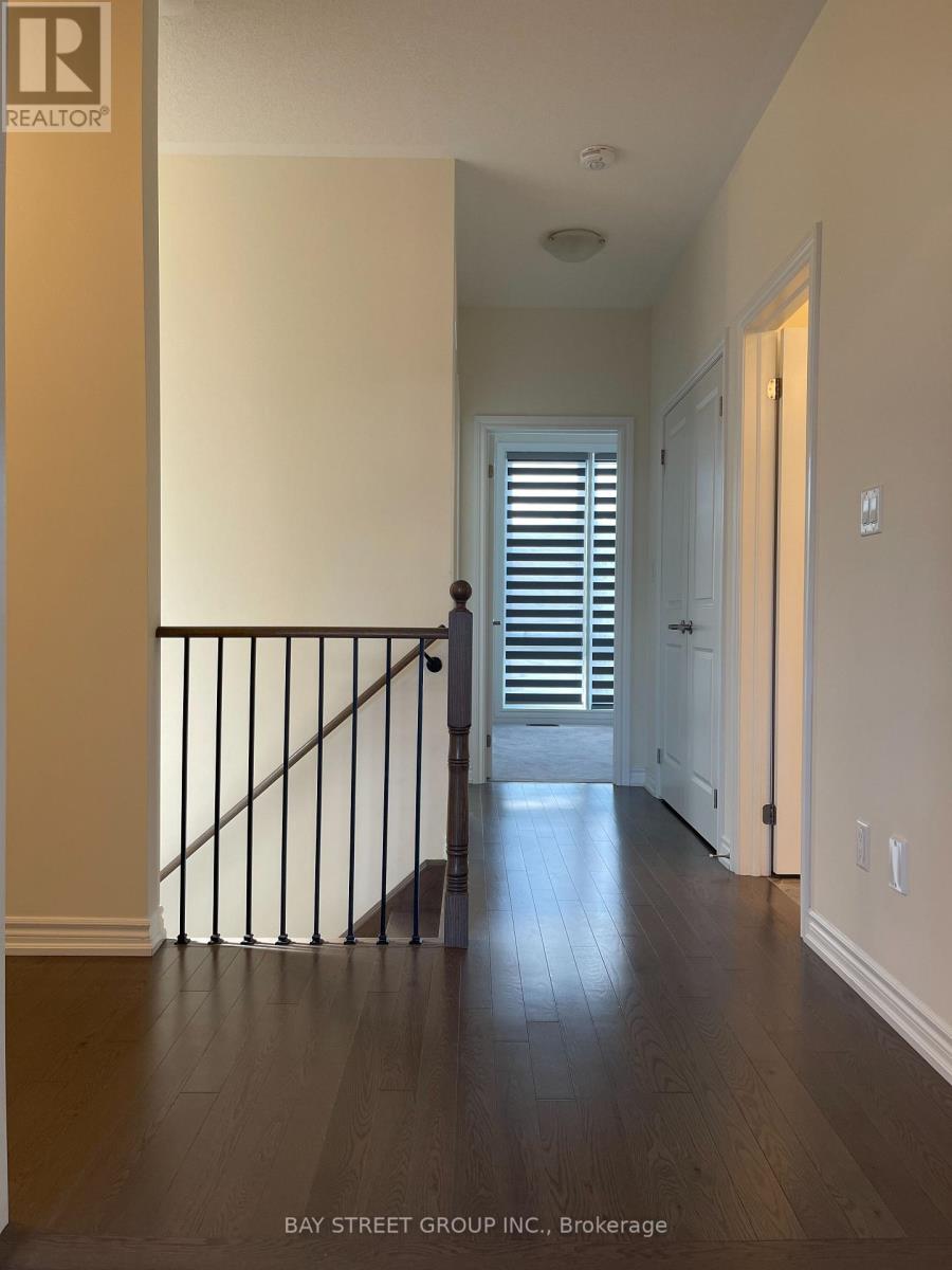 11 Rumney Street, Markham, Ontario  L6C 0Z6 - Photo 8 - N12920008