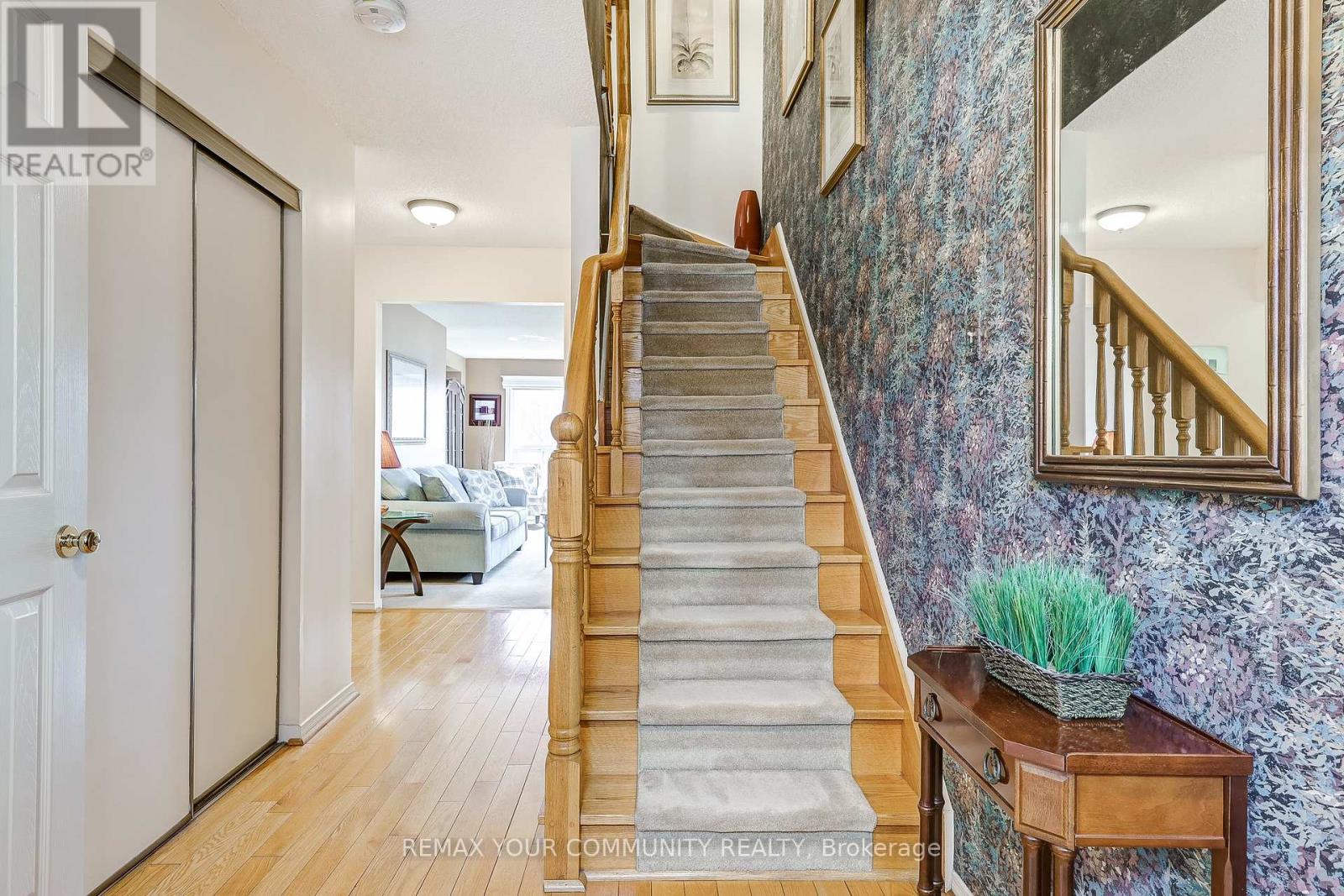 923 Caribou Valley Circle, Newmarket, Ontario  L3X 1W9 - Photo 14 - N12920016