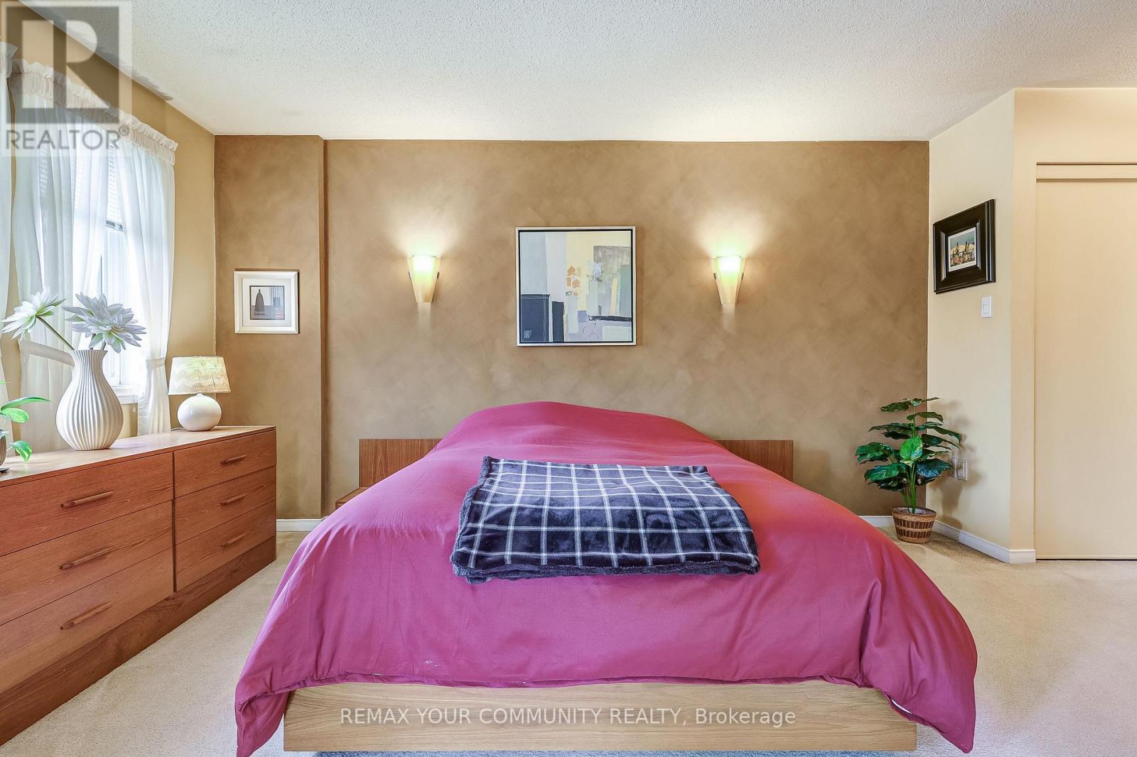 923 Caribou Valley Circle, Newmarket, Ontario  L3X 1W9 - Photo 19 - N12920016