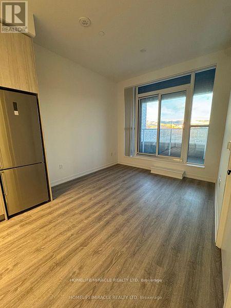 205 - 195 Commerce Street, Vaughan, Ontario  L4K 5Z7 - Photo 6 - N12920022