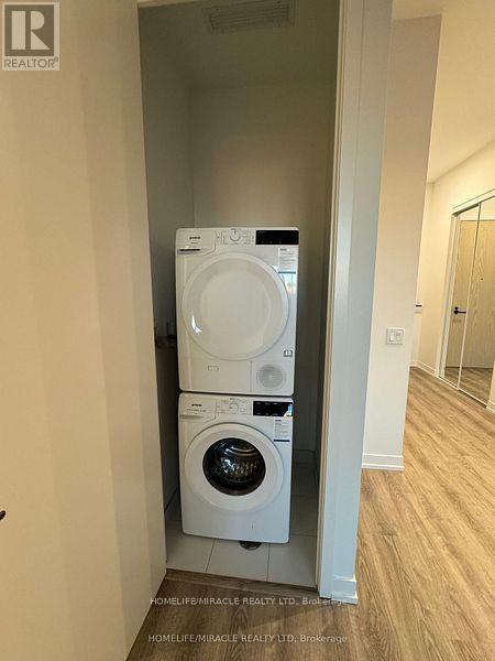 205 - 195 Commerce Street, Vaughan, Ontario  L4K 5Z7 - Photo 7 - N12920022