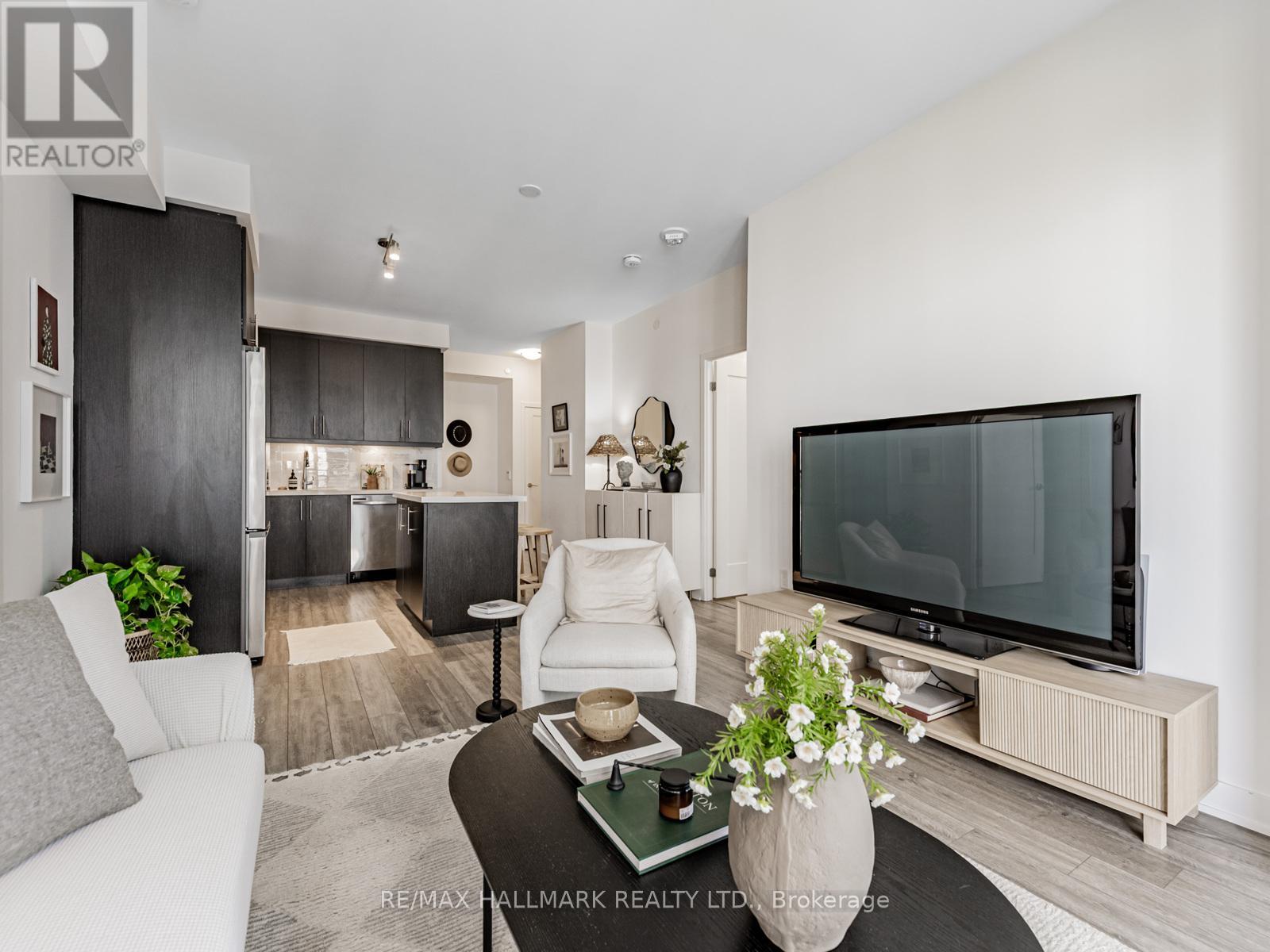 404 - 105 Oneida Crescent, Richmond Hill, Ontario  L4B 0H6 - Photo 18 - N12920078