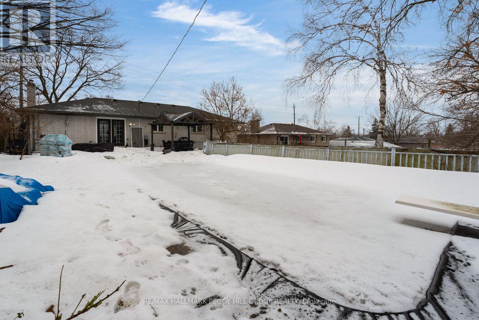 235 St Vincent Street, Barrie, Ontario  L4M 3Z7 - Photo 18 - S12920040