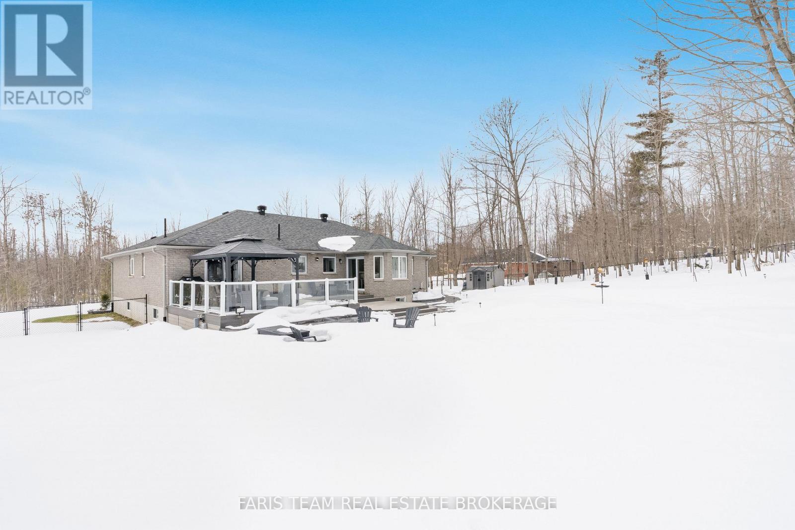 1 Pineview Drive, Oro-Medonte, Ontario  L0L 2L0 - Photo 38 - S12920064