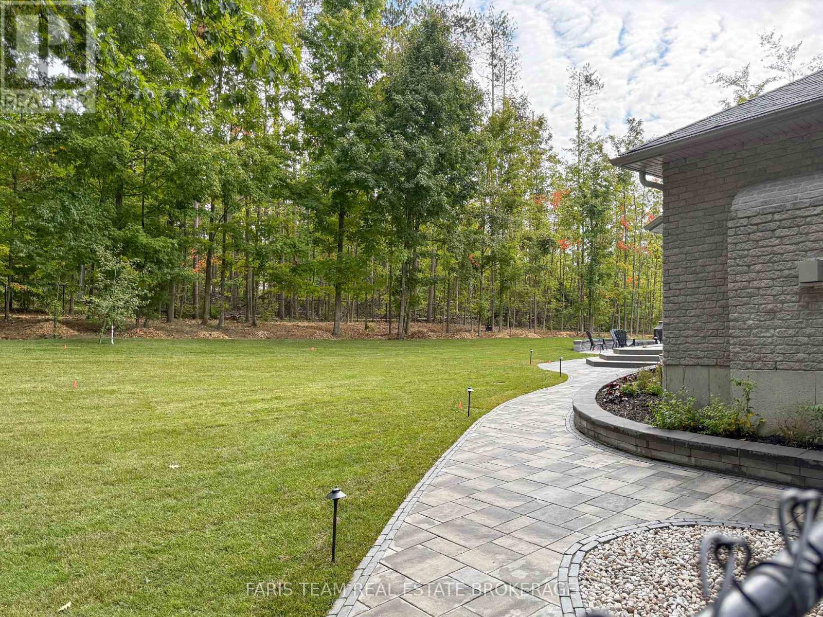 1 Pineview Drive, Oro-Medonte, Ontario  L0L 2L0 - Photo 49 - S12920064