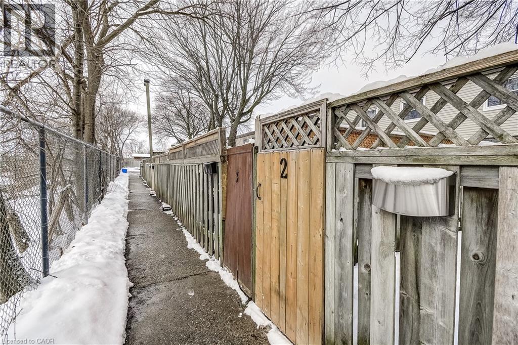 80 Brooklyne Road Unit# 2, Cambridge, Ontario  N1R 1C8 - Photo 3 - 40815051