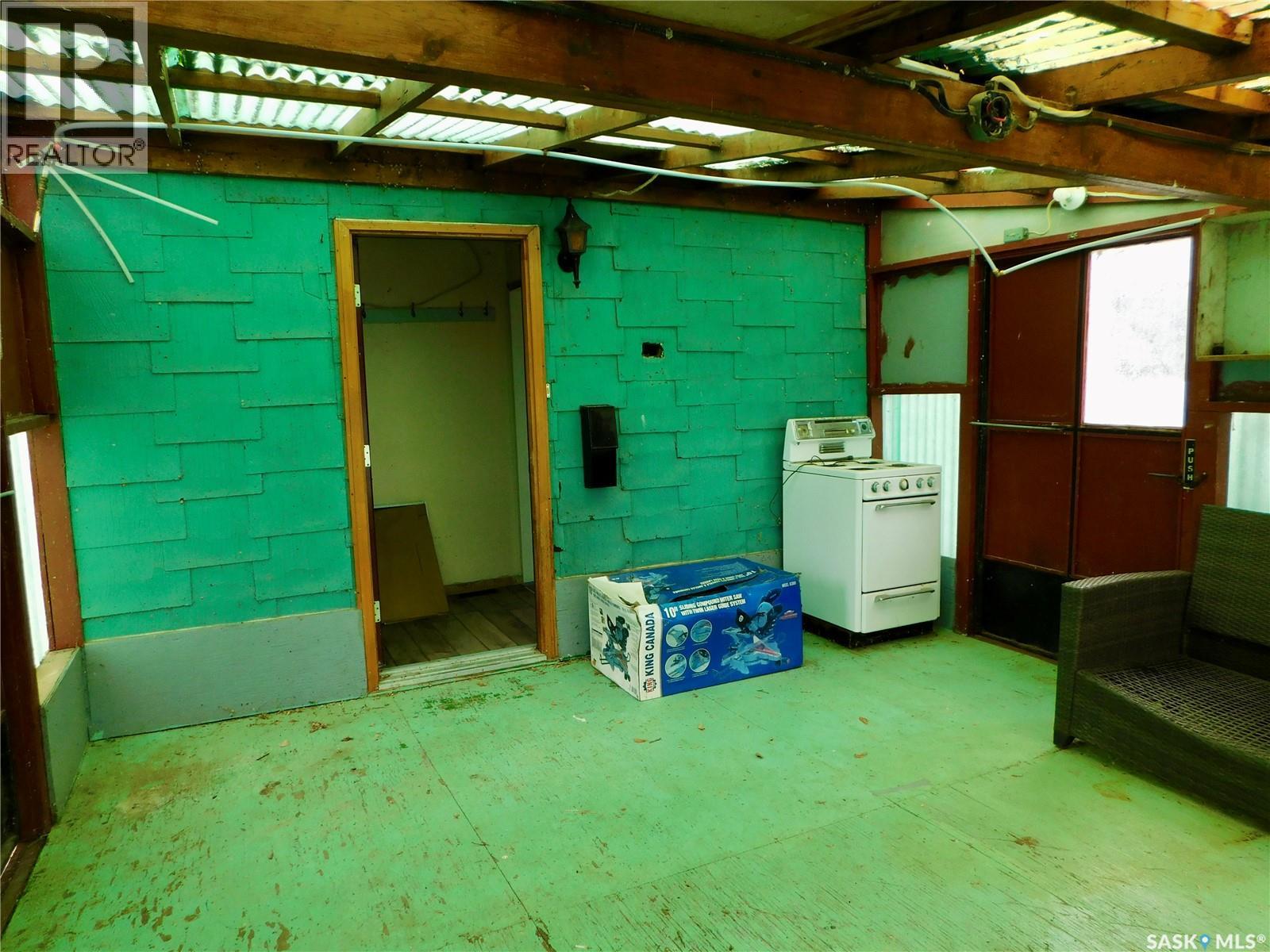 214 2nd Street E, Lafleche, Saskatchewan  S0H 3R0 - Photo 13 - SK031172