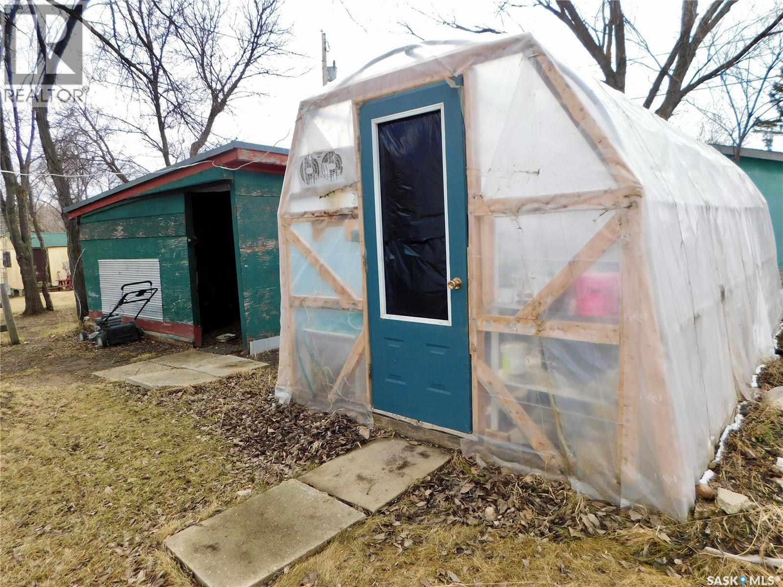 214 2nd Street E, Lafleche, Saskatchewan  S0H 3R0 - Photo 15 - SK031172