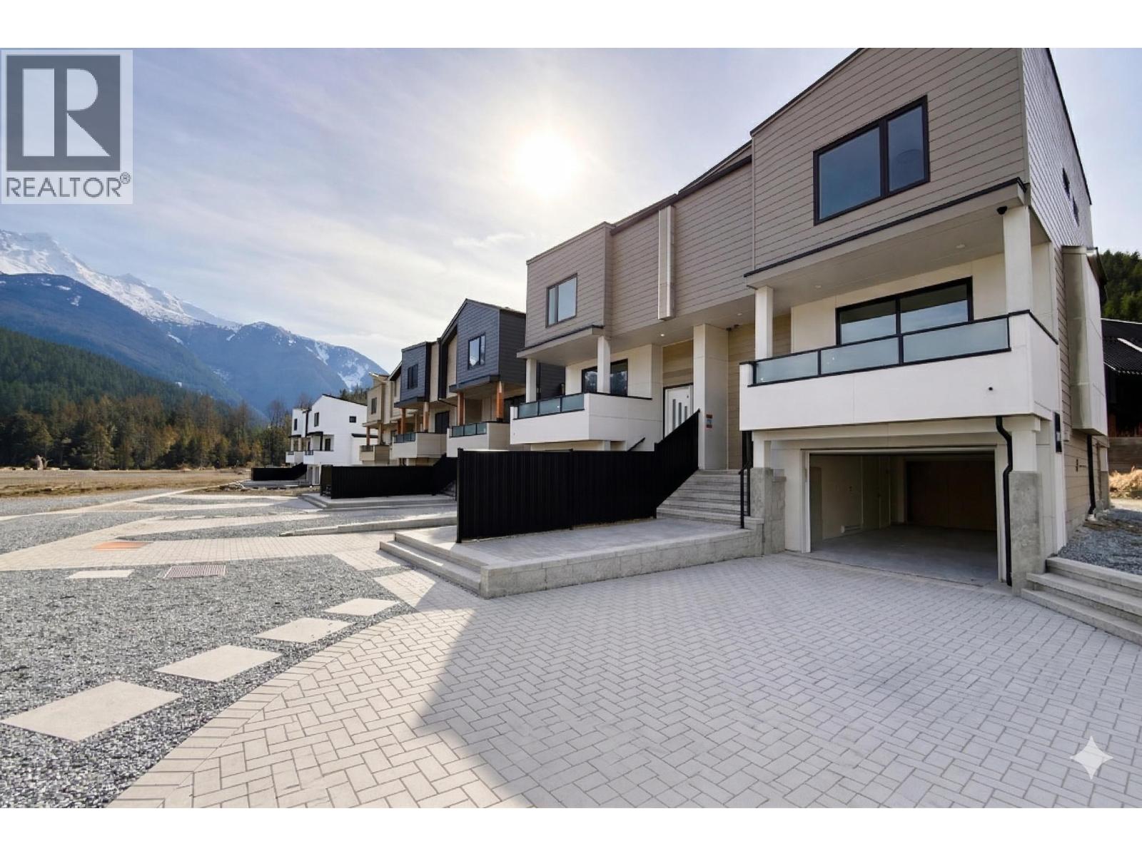 1006 Phare Crescent, Pemberton, British Columbia  V0N 2L0 - Photo 27 - R3101697