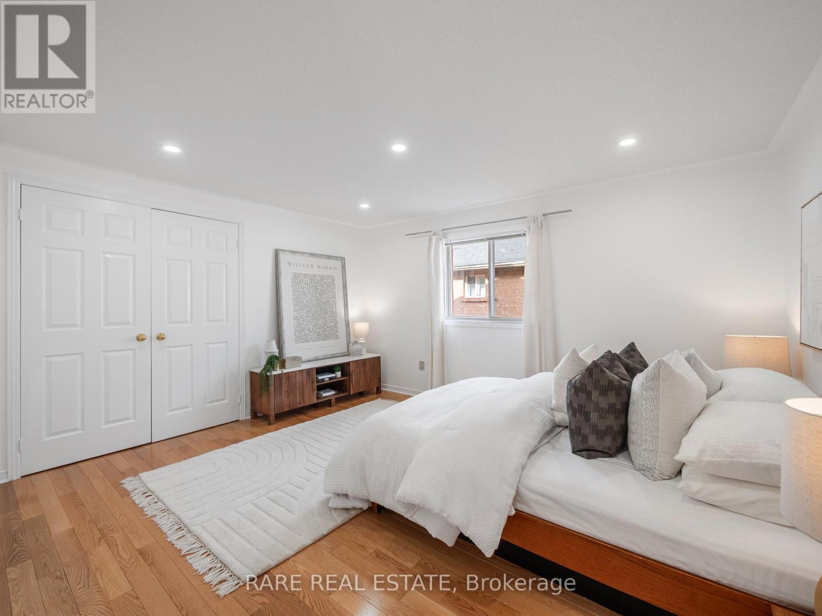 5850 Fieldon Road, Mississauga, Ontario  L5M 5K3 - Photo 28 - W12919988