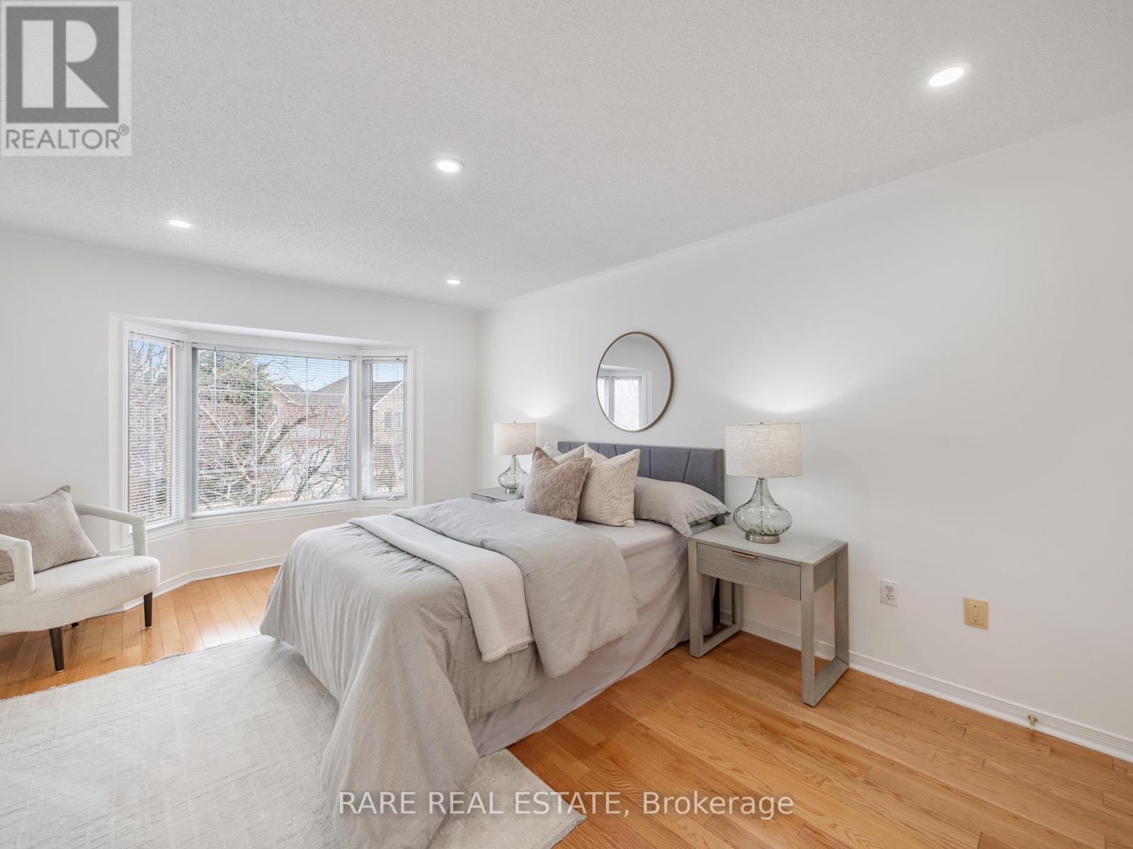 5850 Fieldon Road, Mississauga, Ontario  L5M 5K3 - Photo 32 - W12919988