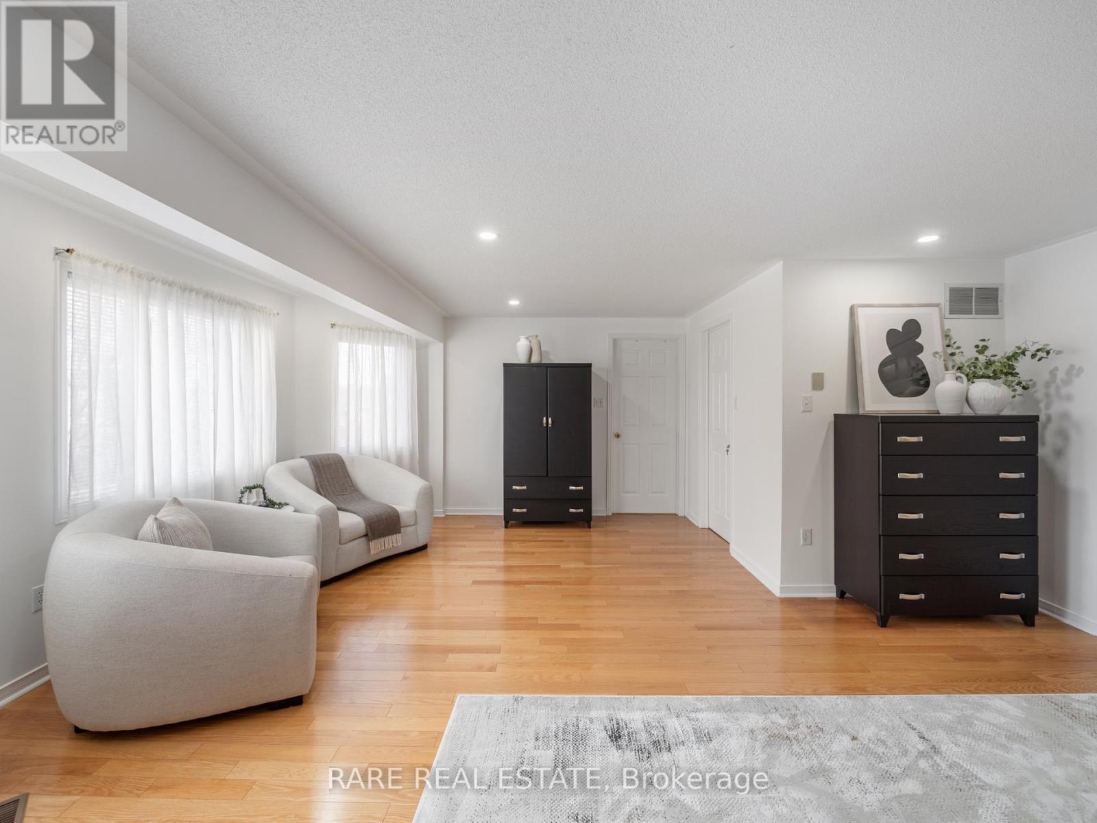 5850 Fieldon Road, Mississauga, Ontario  L5M 5K3 - Photo 38 - W12919988