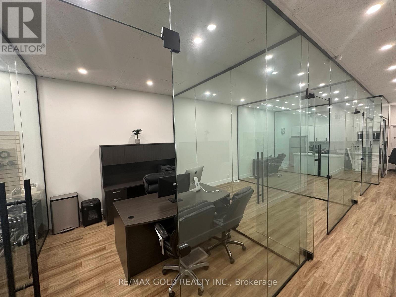 2 - 136 GUELPH STREET, Halton Hills, Ontario