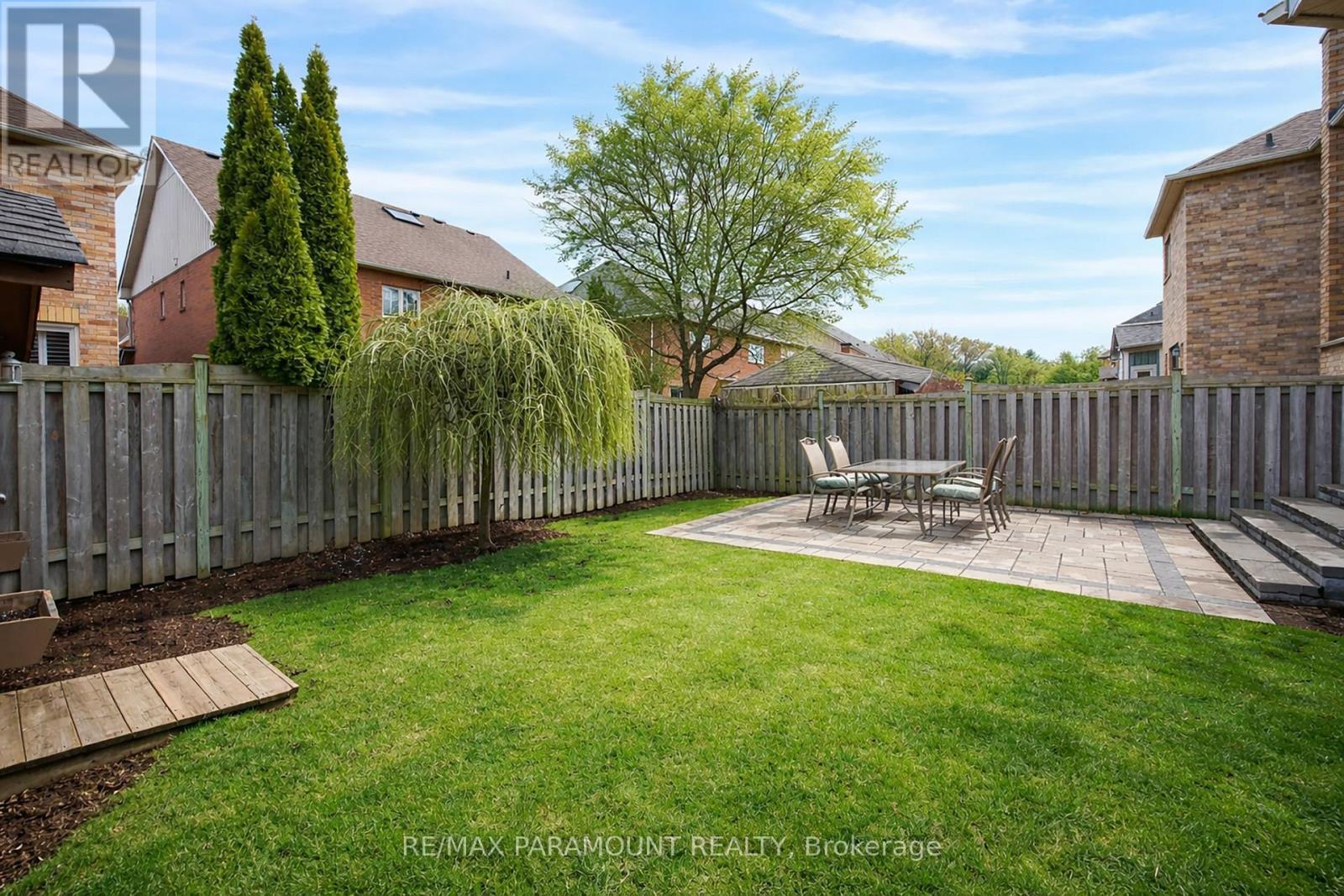 1122 Lamplight Way, Mississauga, Ontario  L5W 1J4 - Photo 33 - W12919998