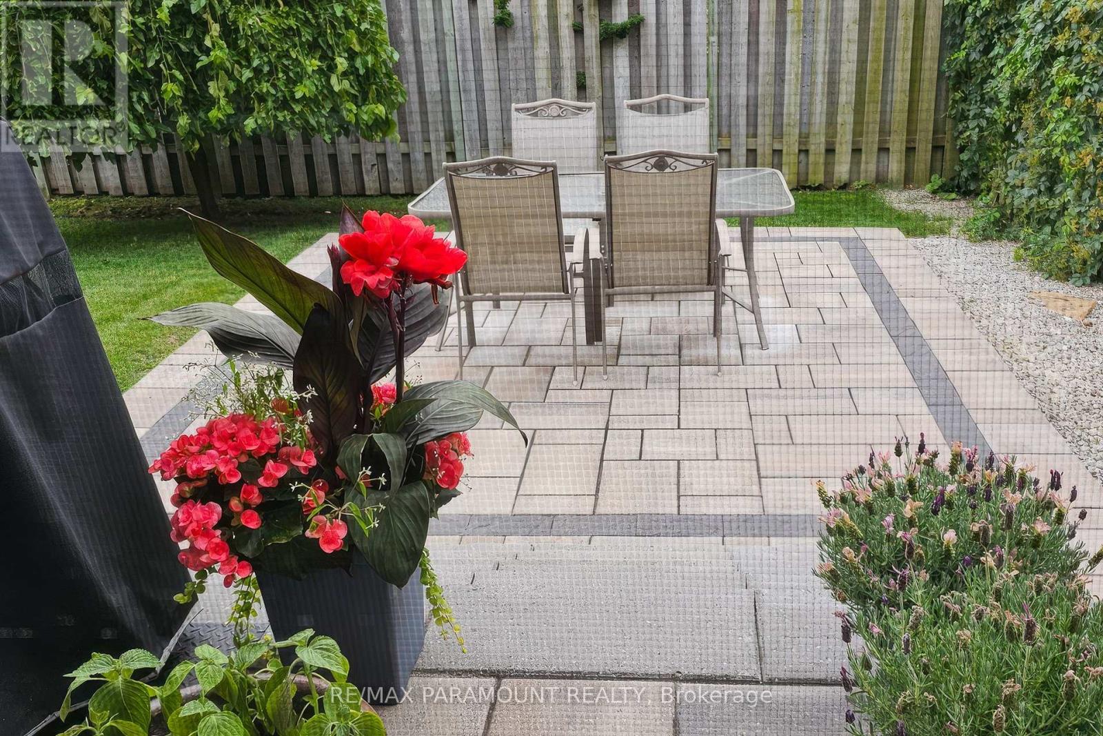 1122 Lamplight Way, Mississauga, Ontario  L5W 1J4 - Photo 35 - W12919998