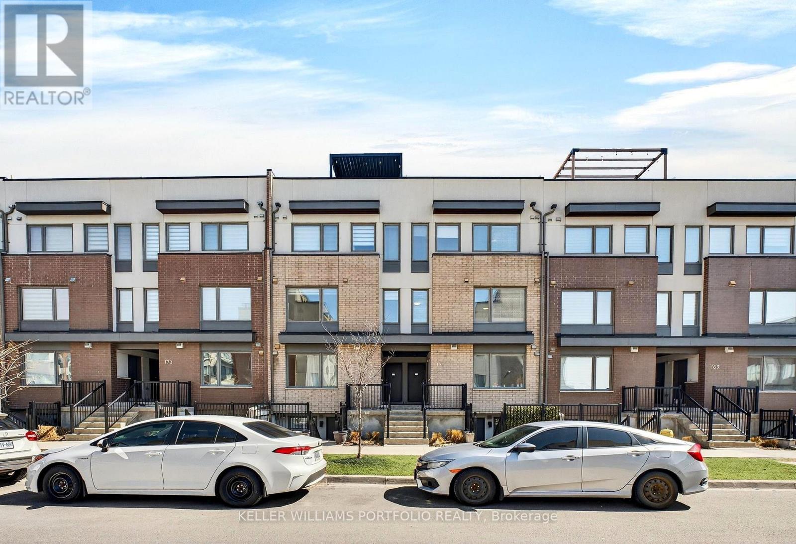 7 - 171 WILLIAM DUNCAN ROAD, Toronto, Ontario