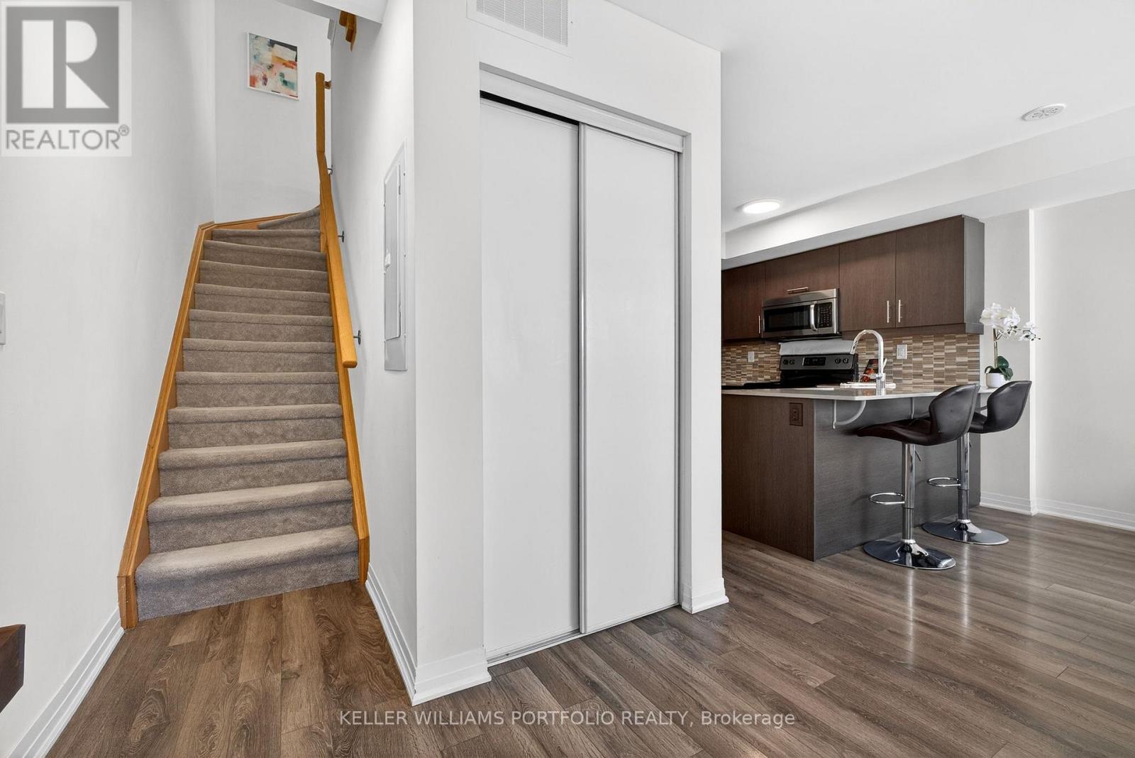 7 - 171 William Duncan Road, Toronto, Ontario  M3K 0B7 - Photo 10 - W12920024