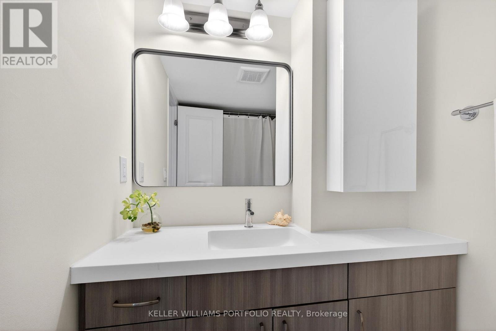 7 - 171 William Duncan Road, Toronto, Ontario  M3K 0B7 - Photo 21 - W12920024