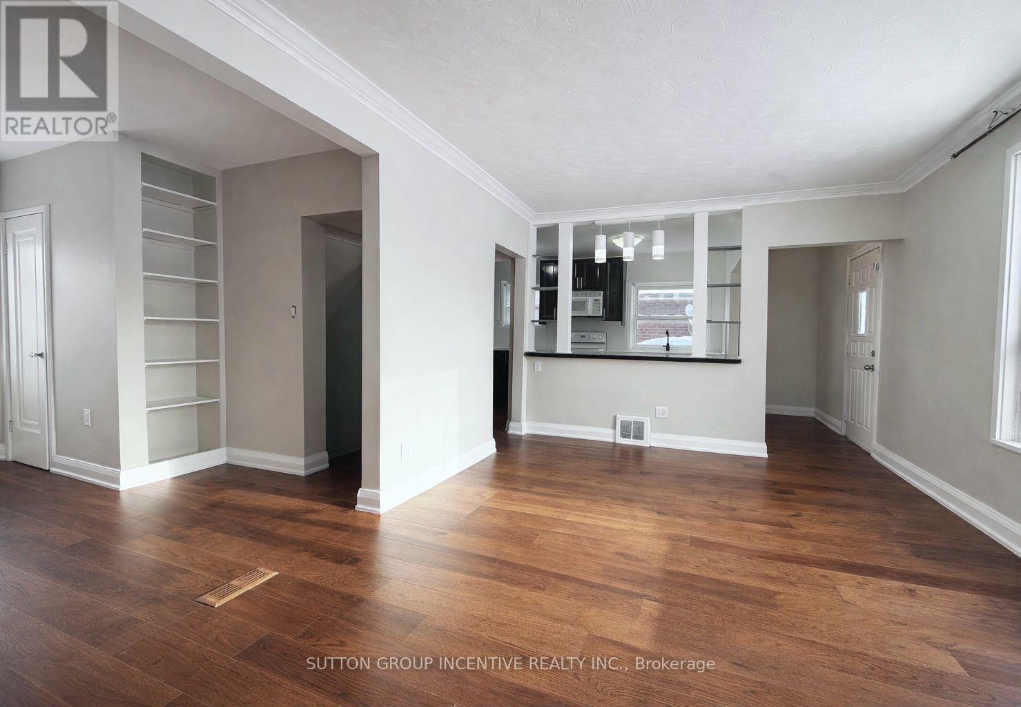 65 Barrhead Crescent, Toronto, Ontario  M9W 3Z8 - Photo 7 - W12920026