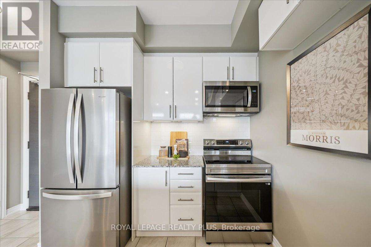 311 - 2370 Khalsa Gate, Oakville, Ontario  L6M 1P5 - Photo 6 - W12920062