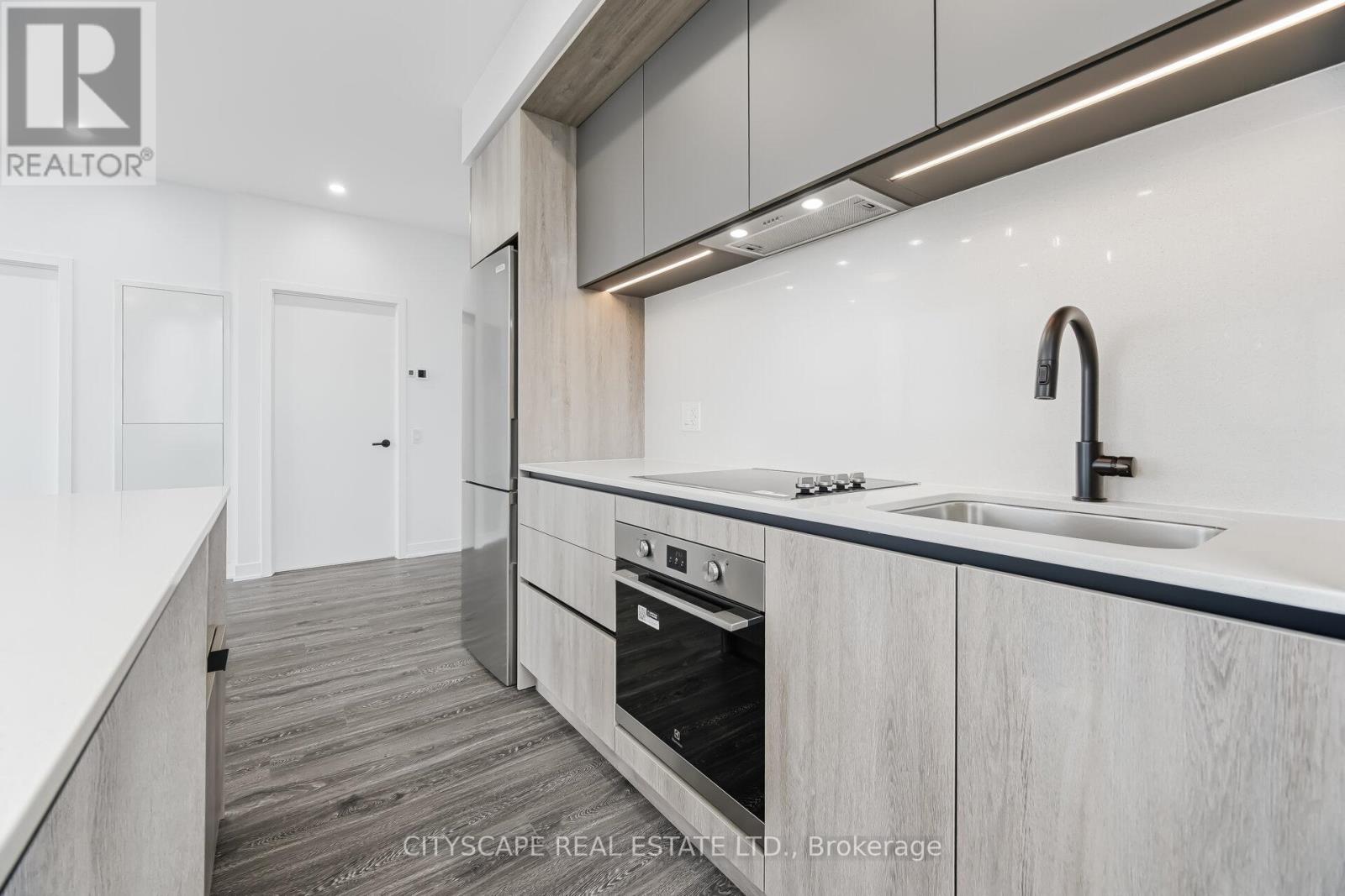 2711 - 2495 Eglinton Avenue W, Mississauga, Ontario  L5M 2T2 - Photo 16 - W12920076