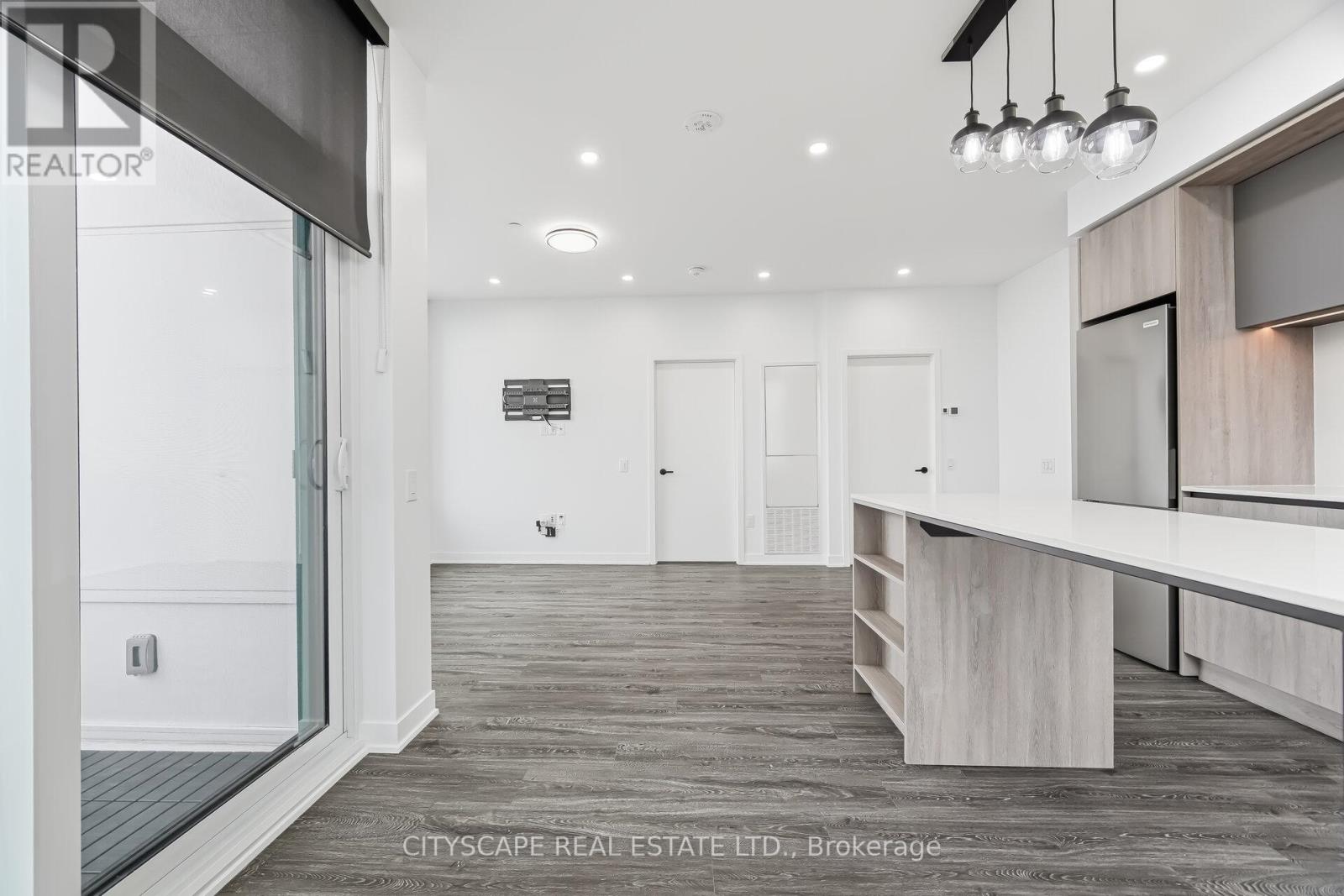 2711 - 2495 Eglinton Avenue W, Mississauga, Ontario  L5M 2T2 - Photo 20 - W12920076