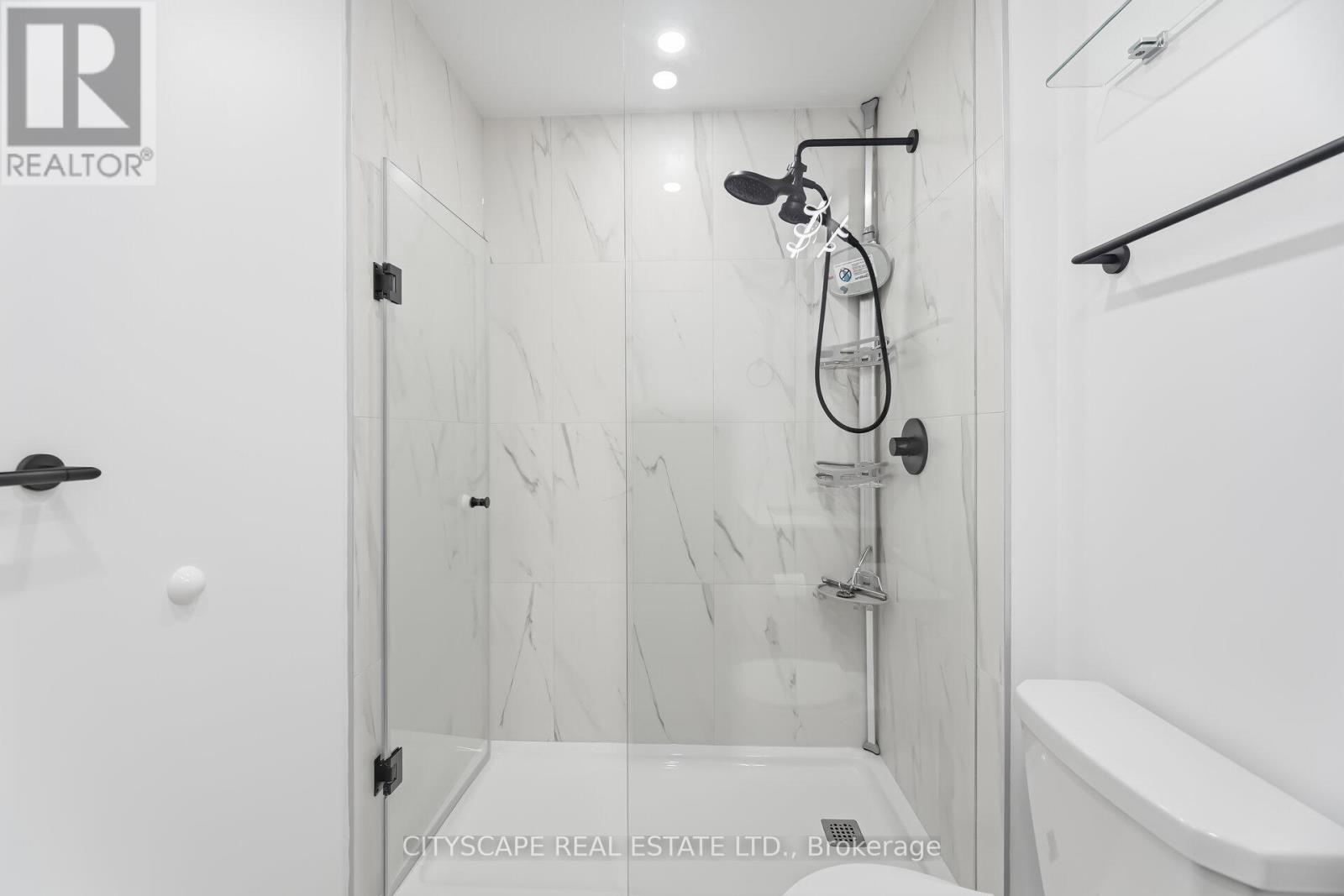 2711 - 2495 Eglinton Avenue W, Mississauga, Ontario  L5M 2T2 - Photo 25 - W12920076