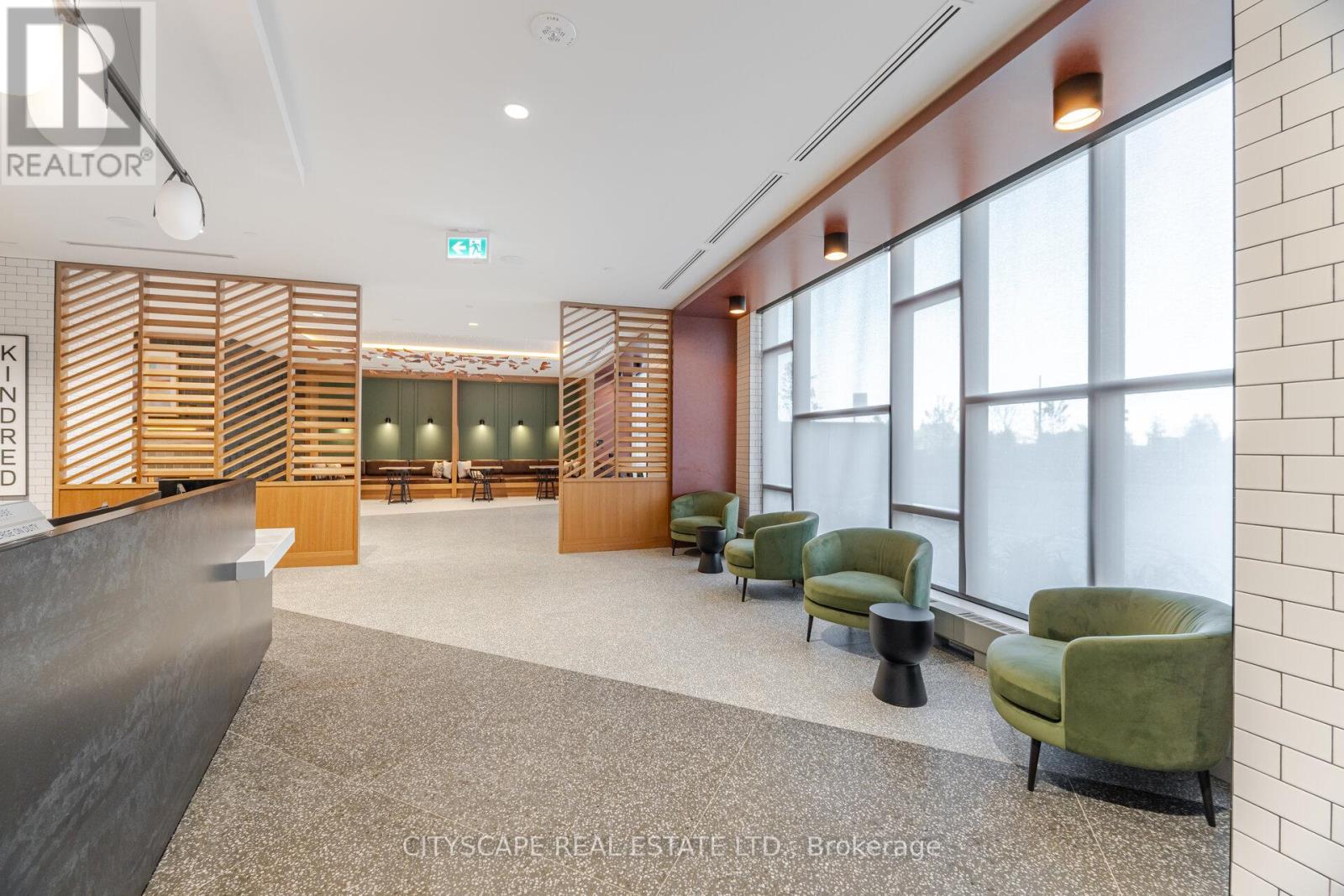 2711 - 2495 Eglinton Avenue W, Mississauga, Ontario  L5M 2T2 - Photo 3 - W12920076