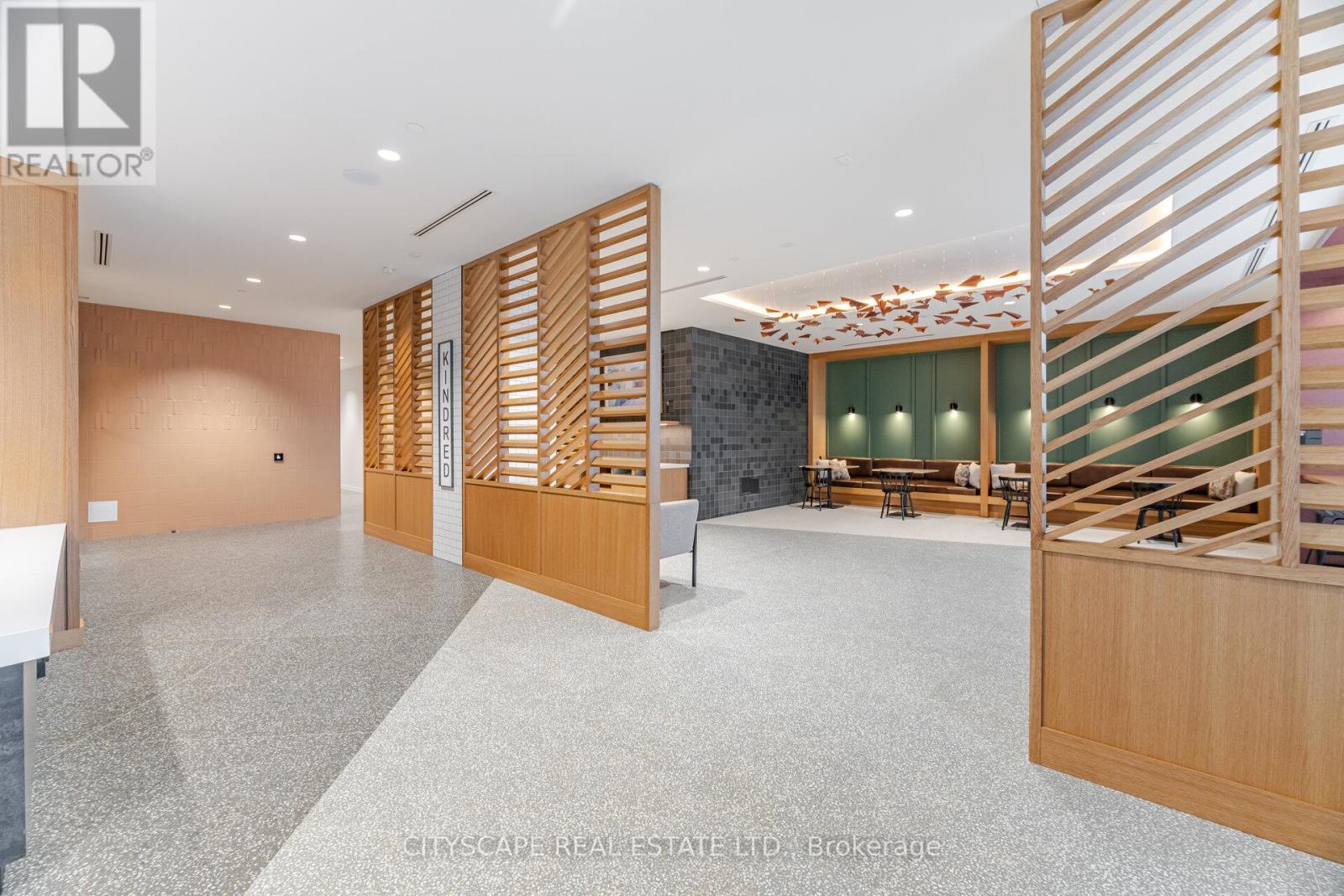 2711 - 2495 Eglinton Avenue W, Mississauga, Ontario  L5M 2T2 - Photo 37 - W12920076