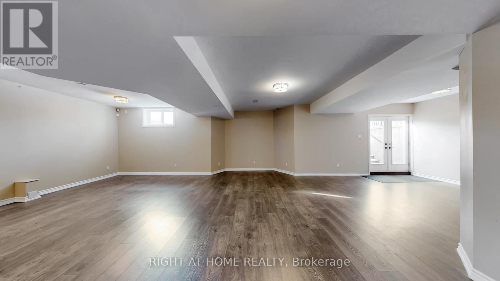 3414 Joan Drive, Mississauga, Ontario  L5B 1T5 - Photo 30 - W12920090