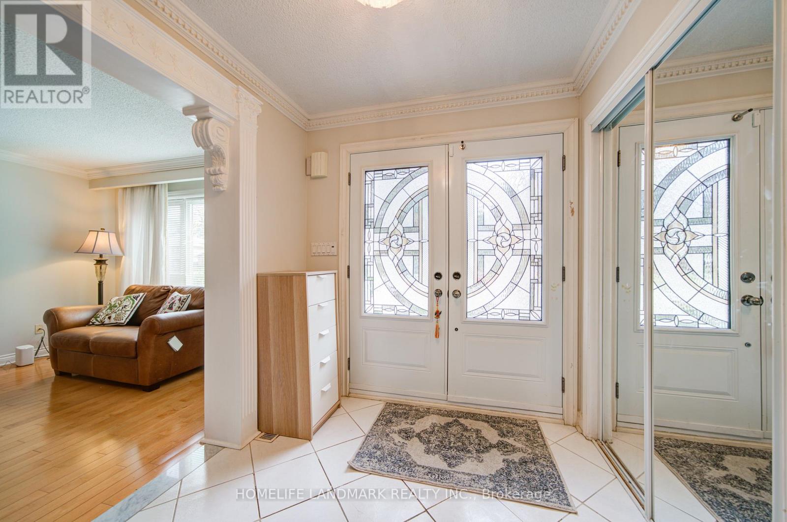 4303 Bridlepath Trail, Mississauga, Ontario  L5L 3K3 - Photo 6 - W12920102