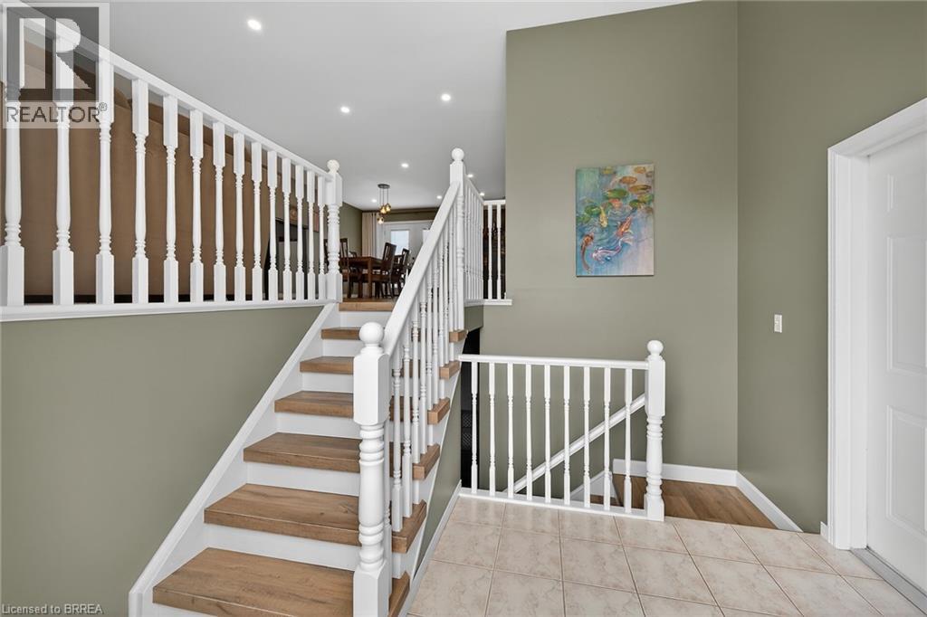 30 Mcintosh Court, Brantford, Ontario  N3R 5W9 - Photo 12 - 40814737