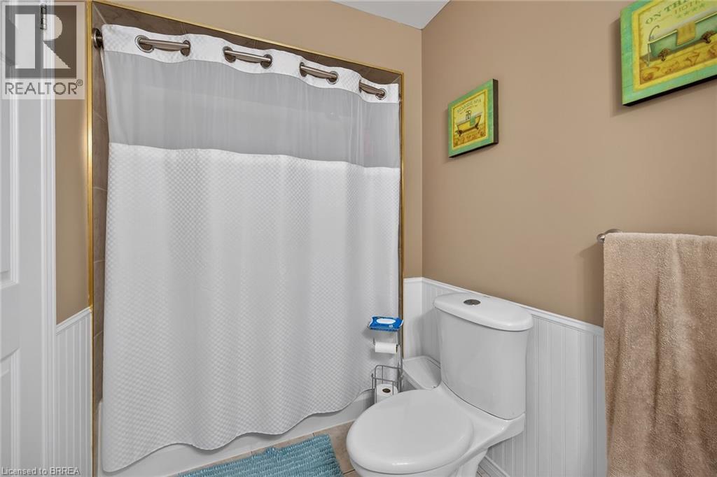 30 Mcintosh Court, Brantford, Ontario  N3R 5W9 - Photo 28 - 40814737