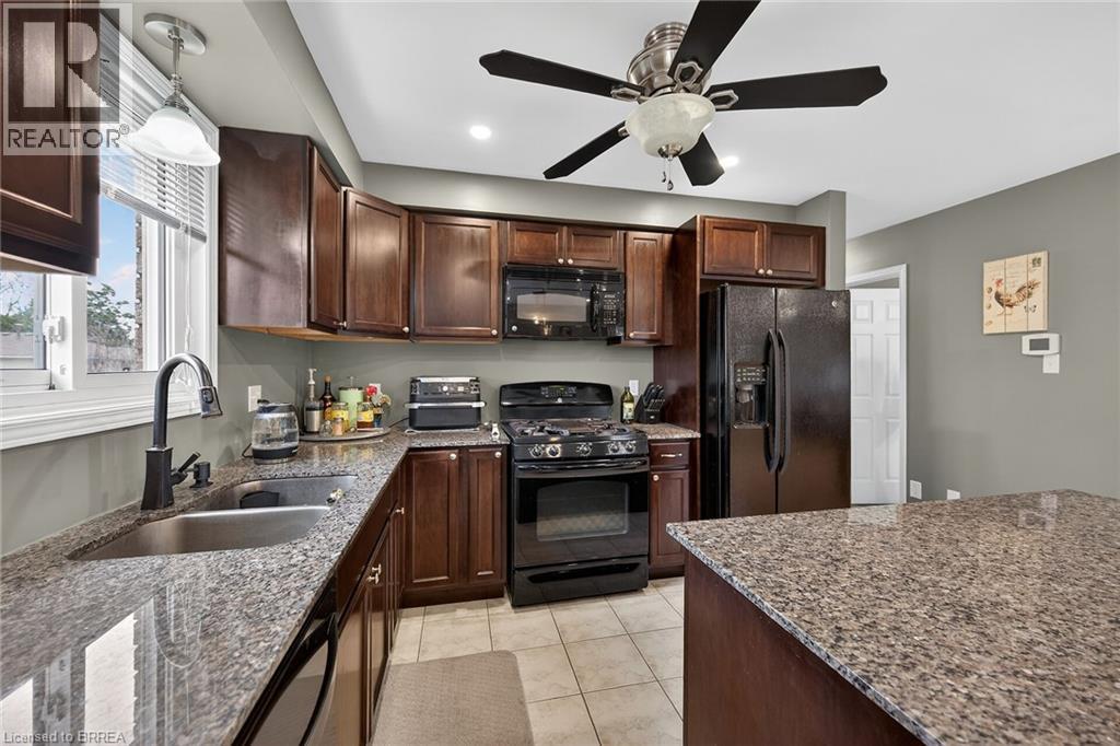 30 Mcintosh Court, Brantford, Ontario  N3R 5W9 - Photo 6 - 40814737